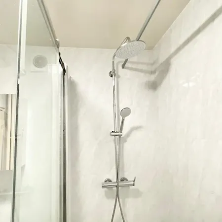 108 - Spacieux De 90m2 Апартаменты